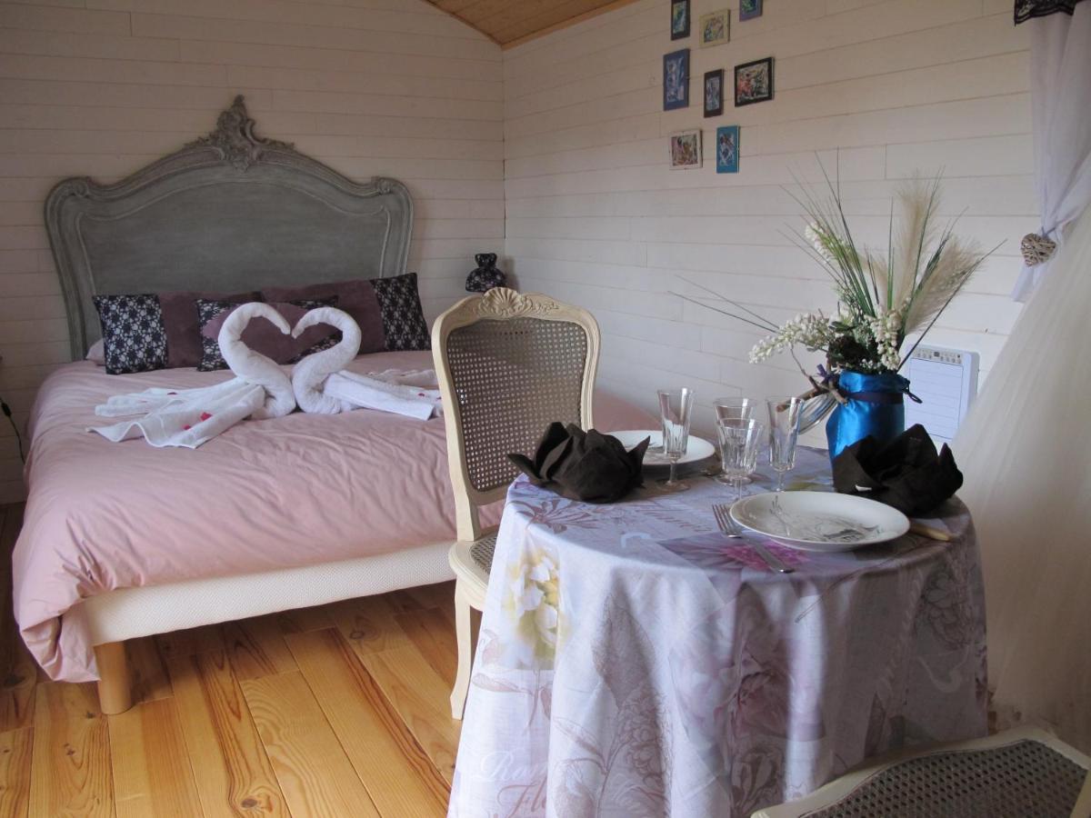 L'Oustau De Bigatie Bed & Breakfast Lambesc Exterior foto