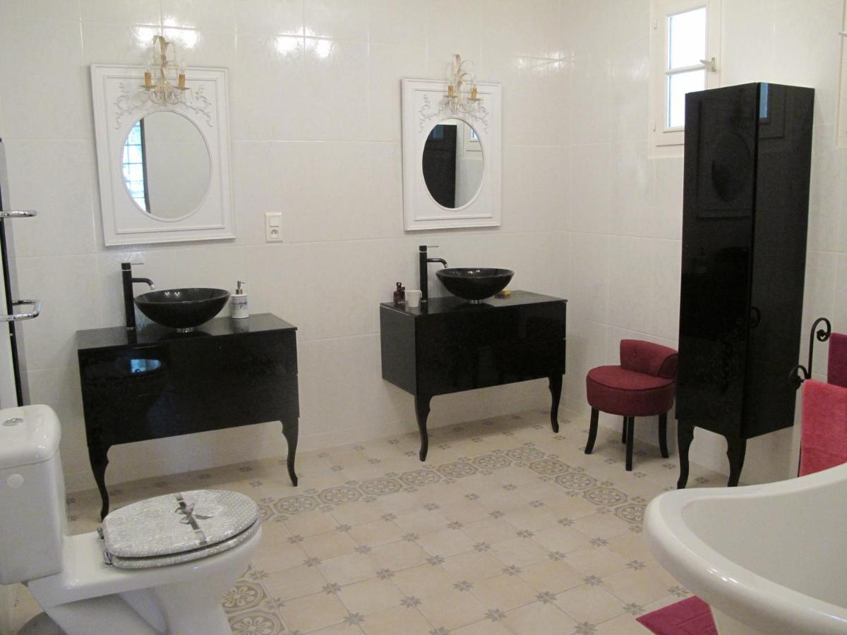 L'Oustau De Bigatie Bed & Breakfast Lambesc Exterior foto