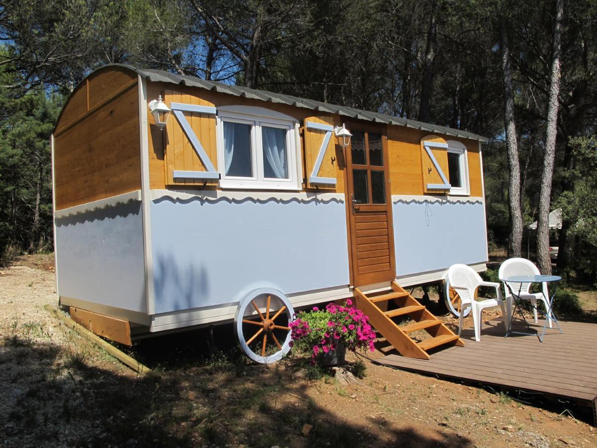 L'Oustau De Bigatie Bed & Breakfast Lambesc Exterior foto